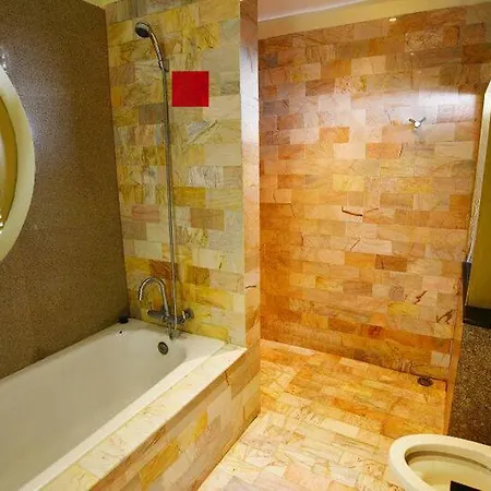Penthouse Galare Thong Tower Apartment Chiang Mai Room photo