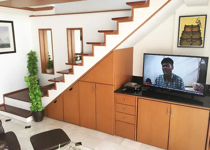 Penthouse Galare Thong Tower
